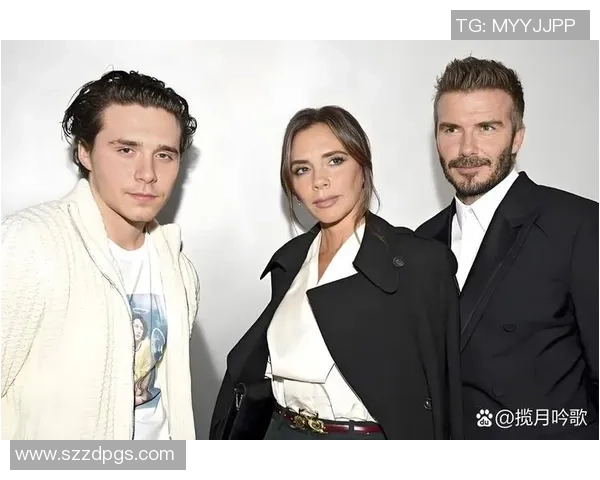 法国黑人足球明星夫人展现优雅风采与家庭幸福生活的真实写照