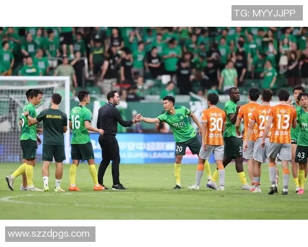 深圳篮球队在全国锦标赛积分榜上以77分稳居第一名，表现引人瞩目