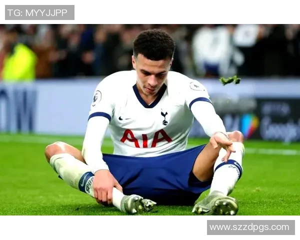 足球明星的辉煌与落寞人生：从巅峰到低谷的真实故事与反思