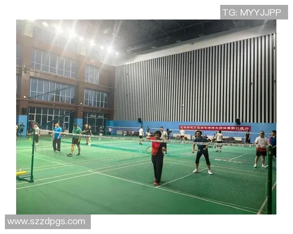 南京羽毛球队荣登全国团队协作排行榜第九名展现出色团队精神与实力