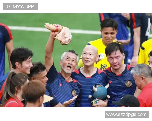 足球明星因脸部受伤重返赛场的励志故事与康复之路